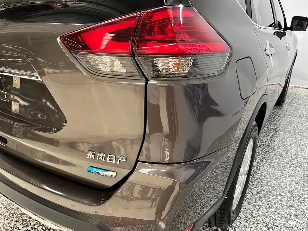 Nissan X-Trail 2018 — фото 19