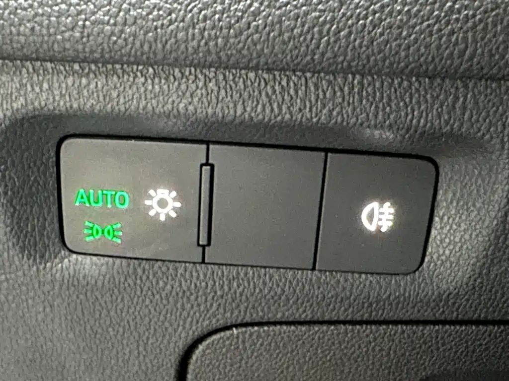 Skoda Octavia 2021 — фото 14