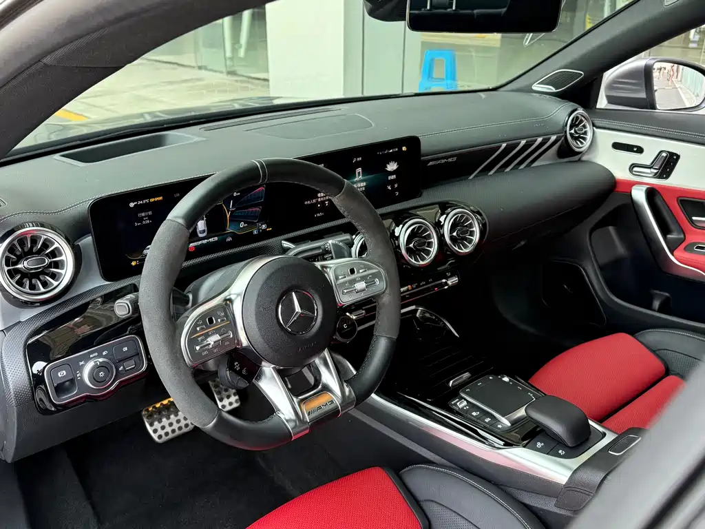 Mercedes-Benz CLA AMG 2023 — фото 23