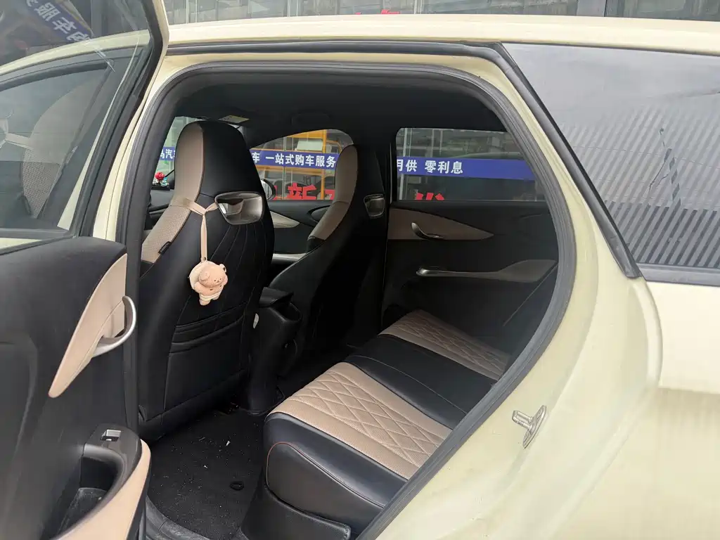 BYD Dolphin 2023