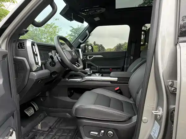 Jetour Traveller 2025