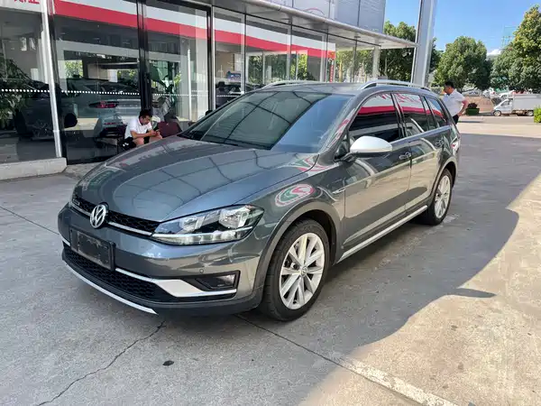 Volkswagen Golf 2020
