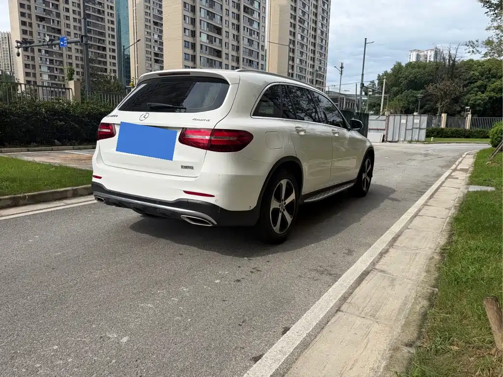 Mercedes-Benz GLC 2019 — фото 14