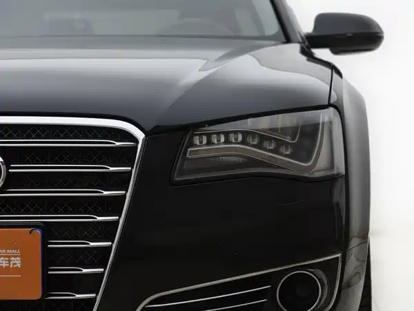Audi A8 2011