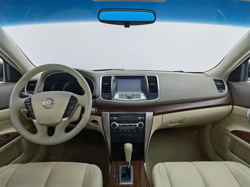 Nissan Teana 2010