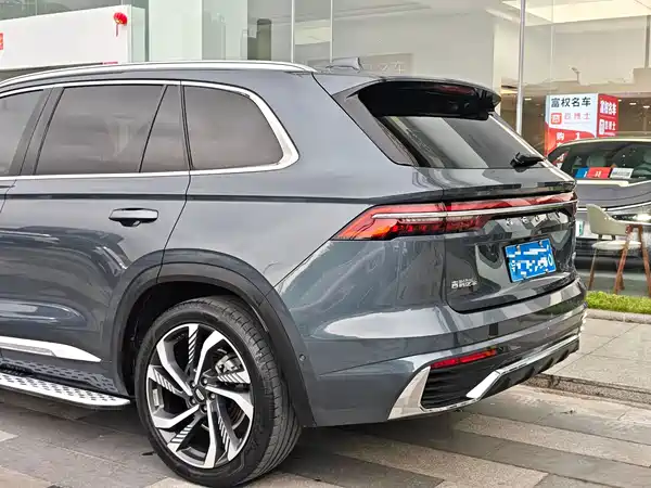 Geely Xingyue L 2022