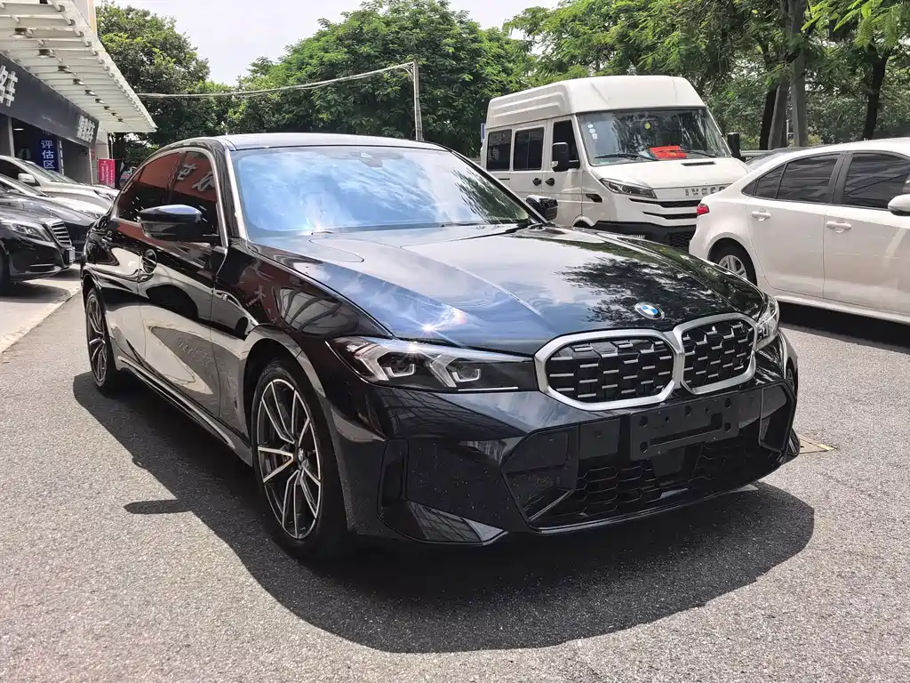 BMW 3 Series 2025