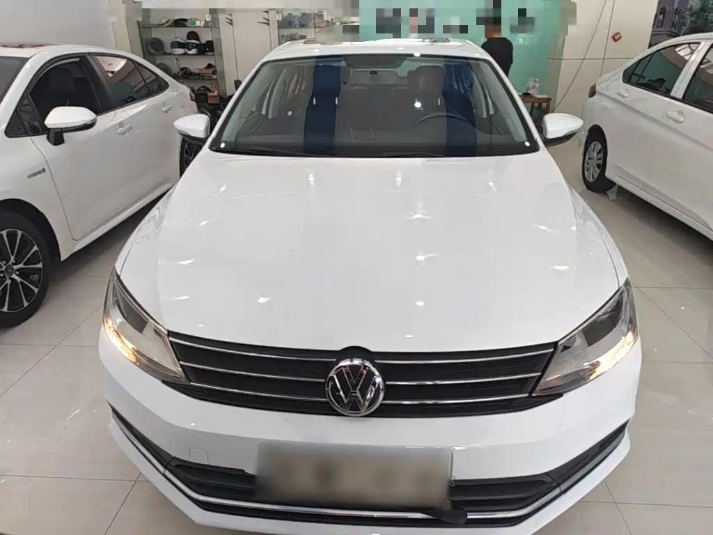 Volkswagen Sagitar 2017