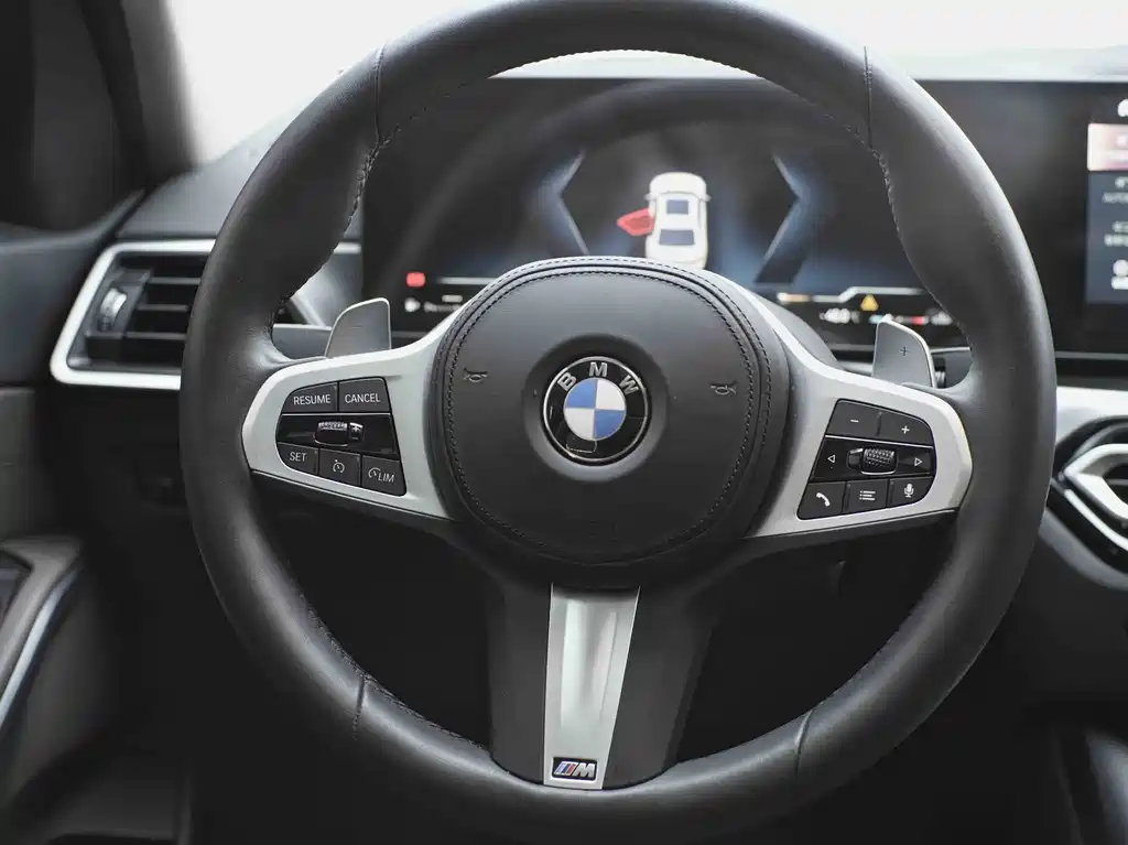 BMW 3 Series 2023 — фото 13