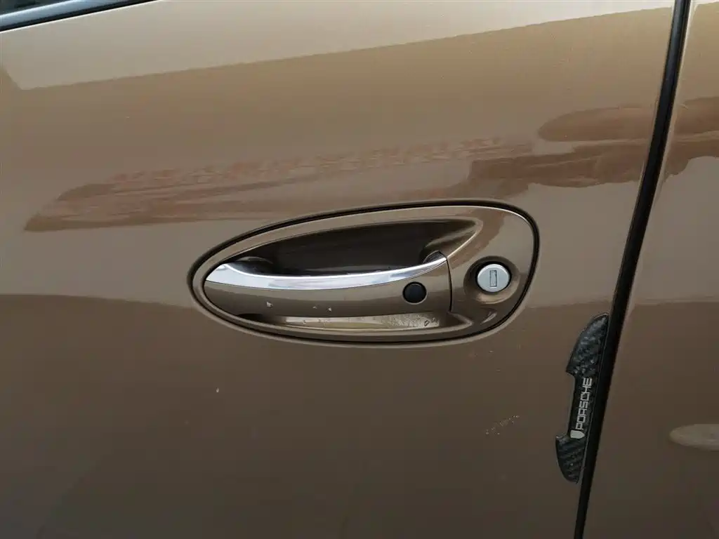 Porsche Panamera 2015 — фото 18