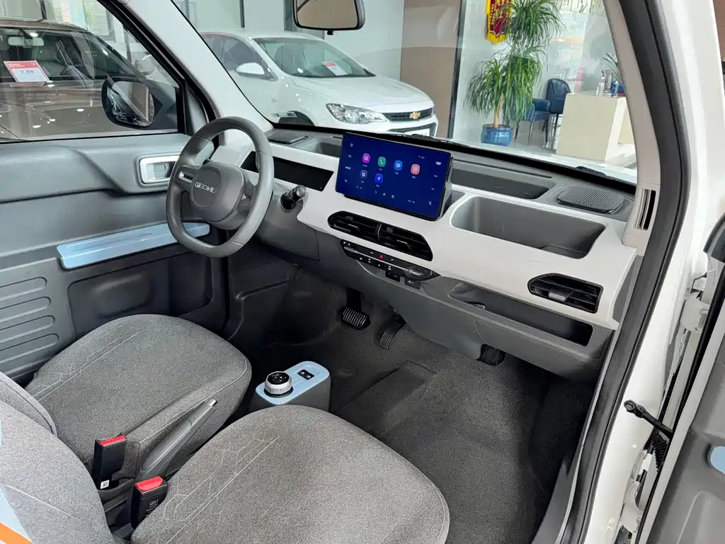 Geely Galaxy Panda 2024 — фото 10