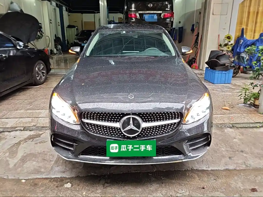 Mercedes-Benz C-Class 2021