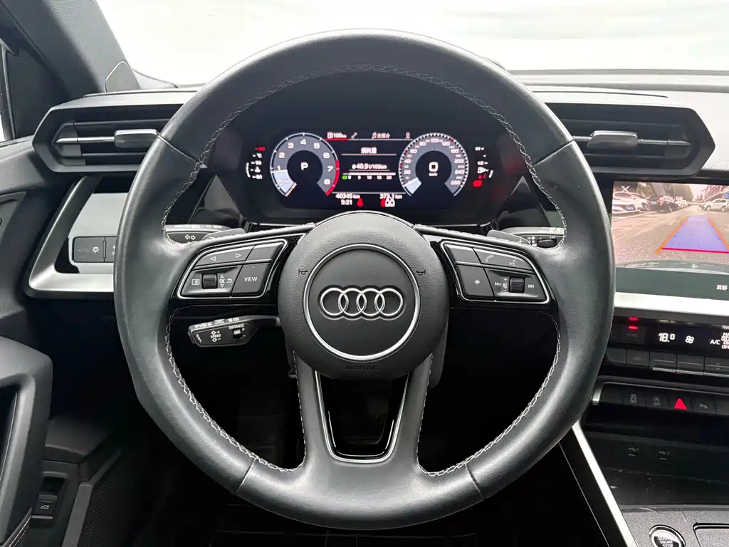 Audi A3 2023 — фото 9