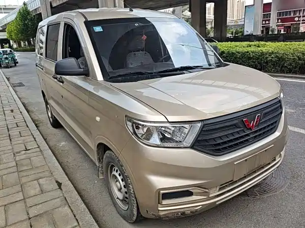 Wuling Hongguang V 2022
