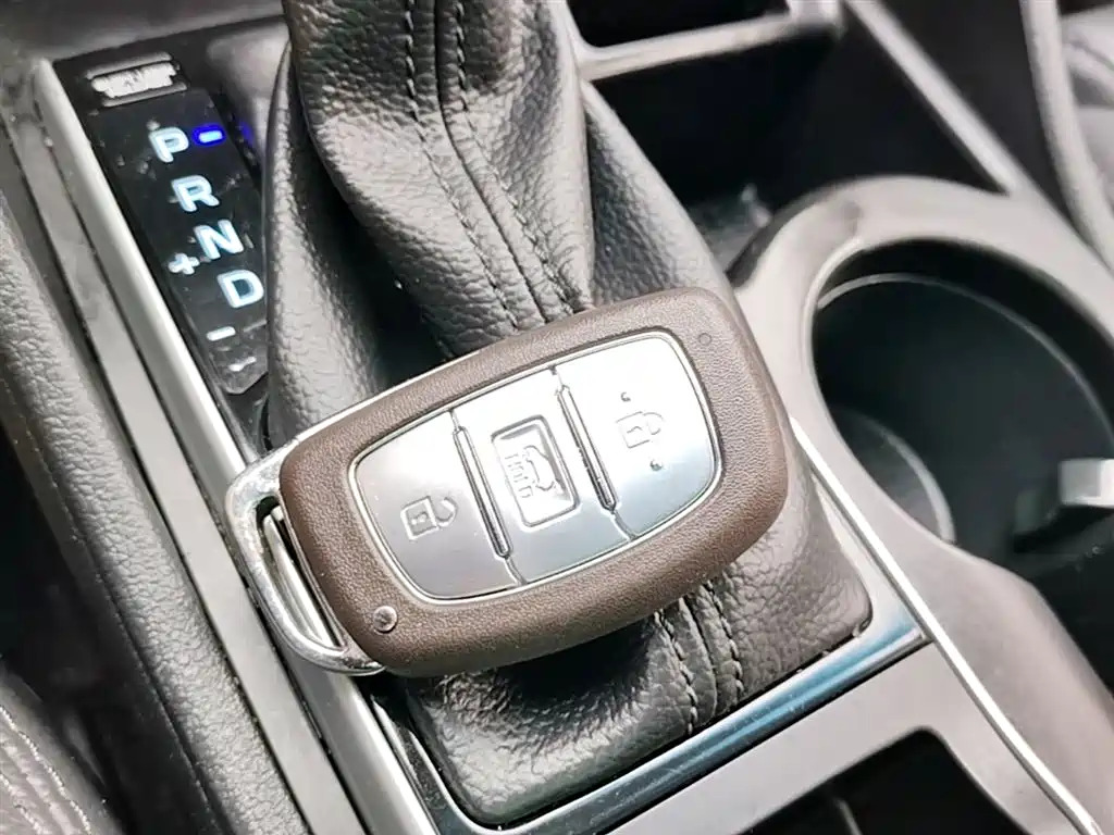 Hyundai Tucson 2018 — фото 9