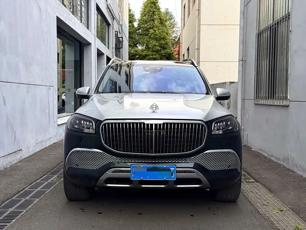 Mercedes-Benz GLS 2023
