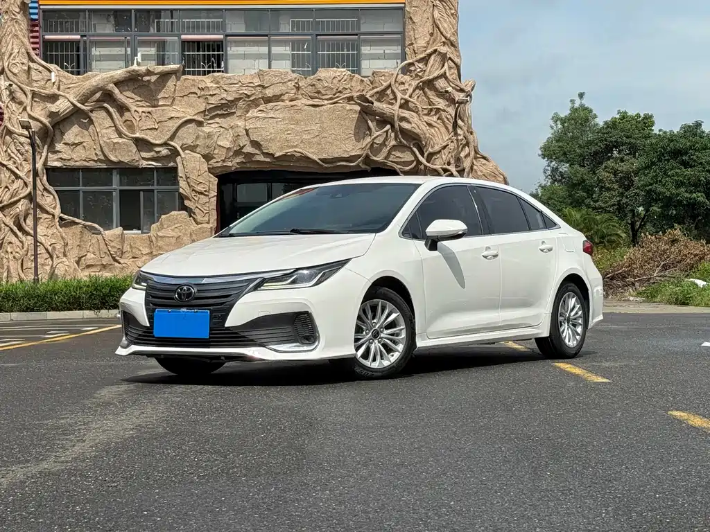 Toyota Allion 2023 — фото 1