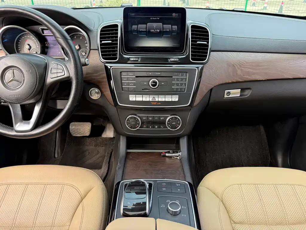 Mercedes-Benz GLS 2018 — фото 8