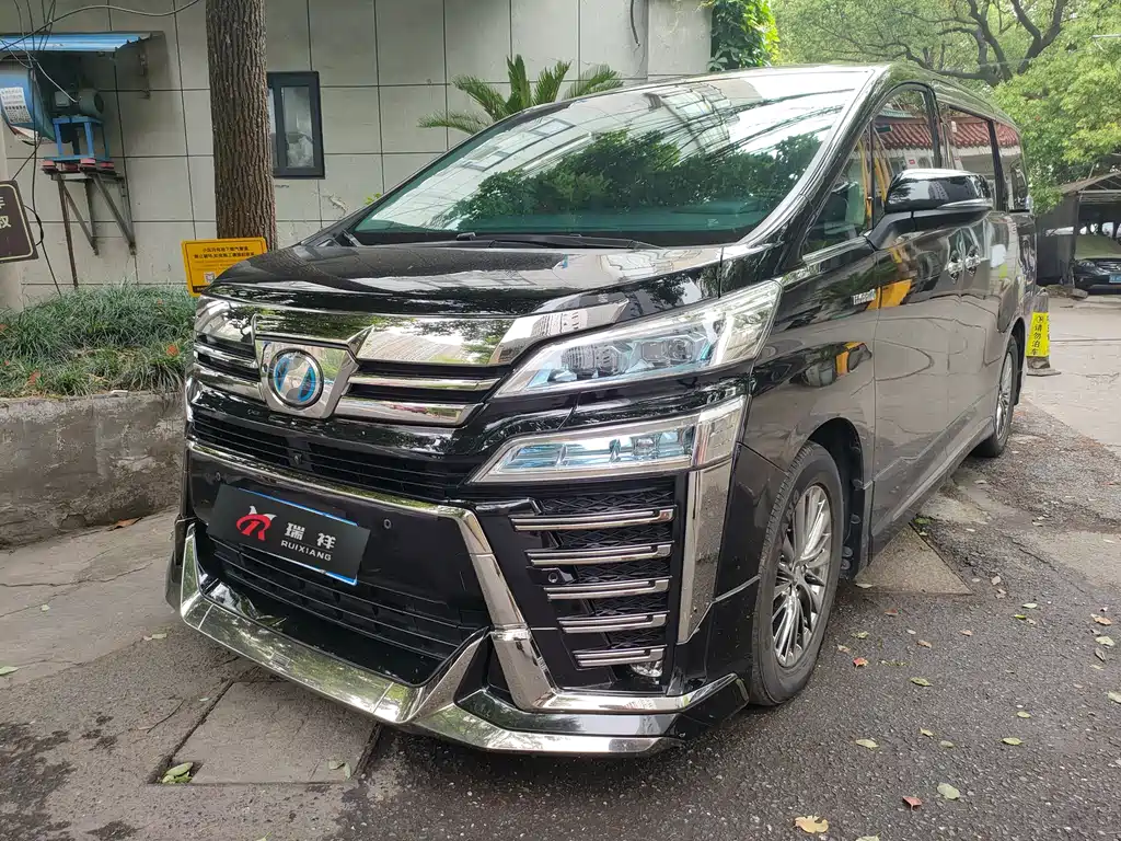 Toyota Vellfire 2022