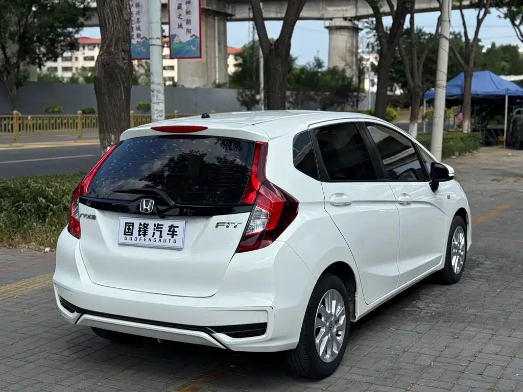 Honda Fit 2020 — фото 6