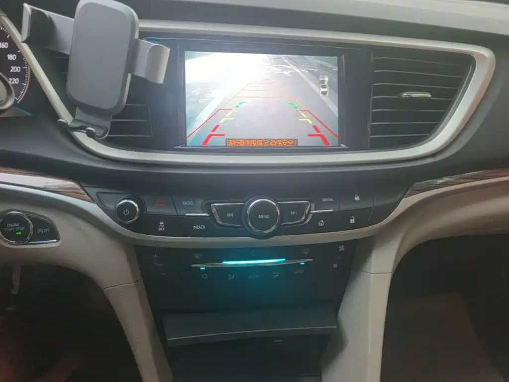 Buick Excelle 2017 — фото 13