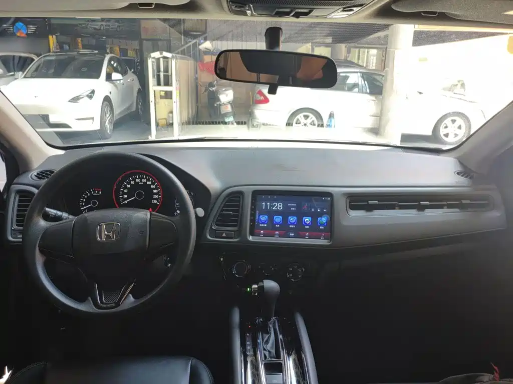 Honda Vezel 2021 — фото 10