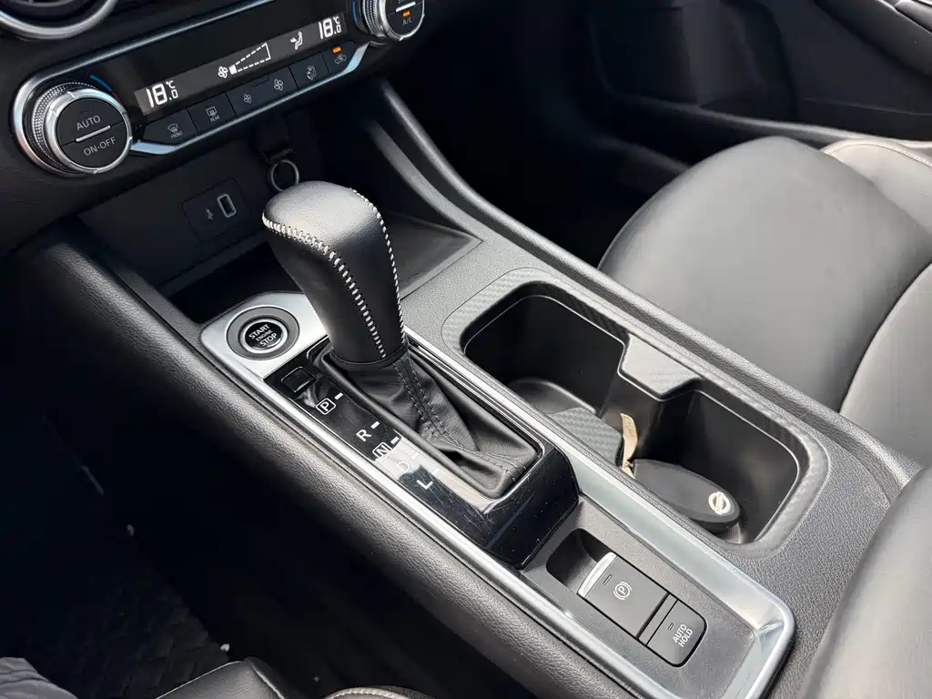 Nissan Sylphy 2022 — фото 11