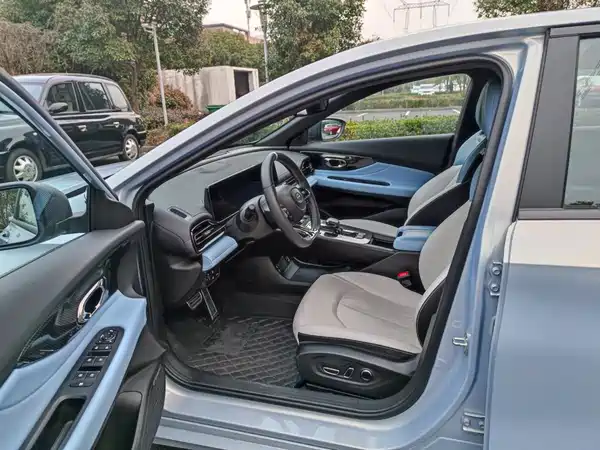 GAC Trumpchi Empow 2023