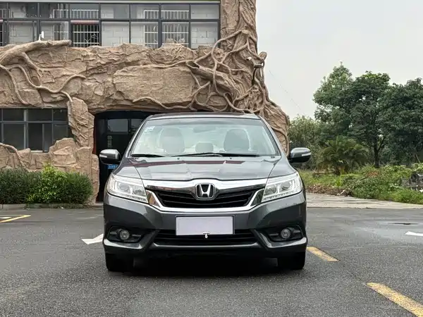 Honda Crider 2014