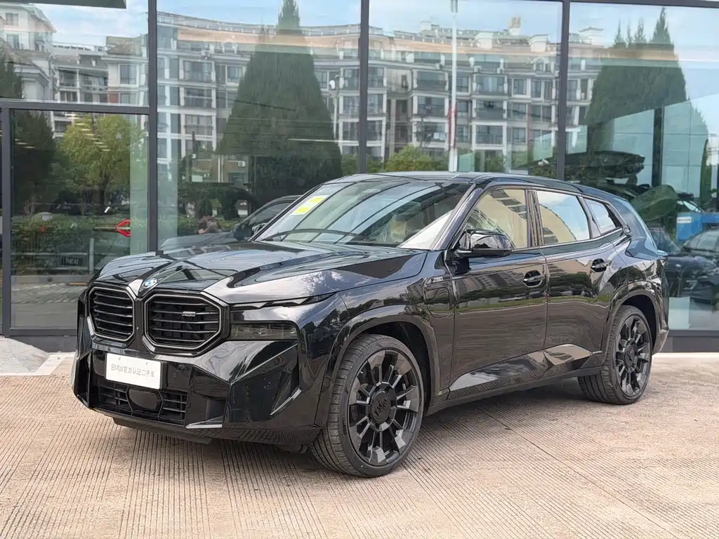 BMW XM 2023