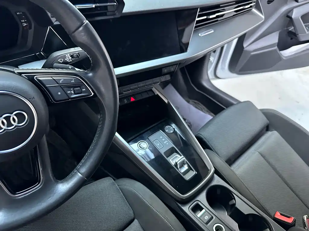 Audi A3 2022 — фото 6