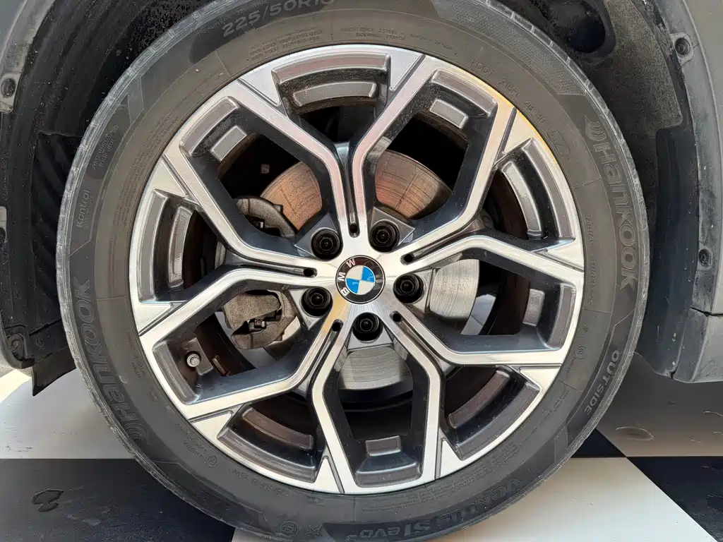 BMW X1 2022 — фото 23