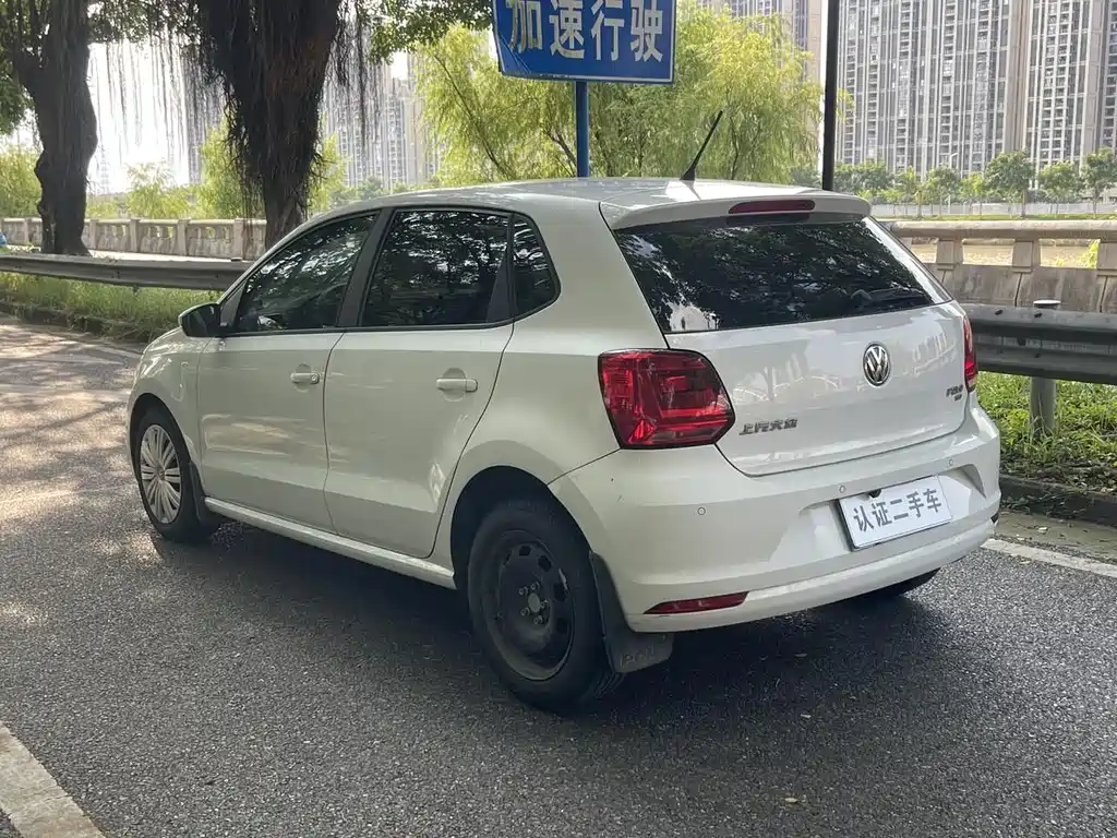 Volkswagen Polo 2019 — фото 13