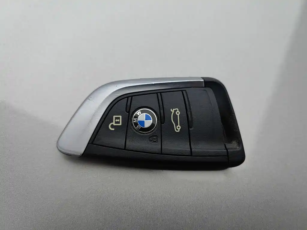 BMW X1 2017 — фото 19