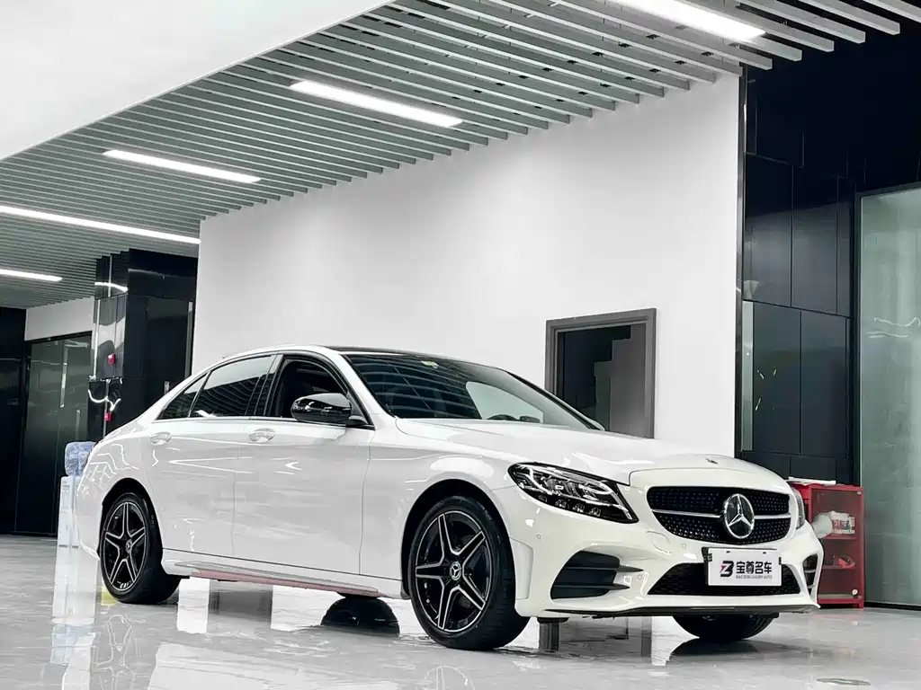 Mercedes-Benz C-Class 2022