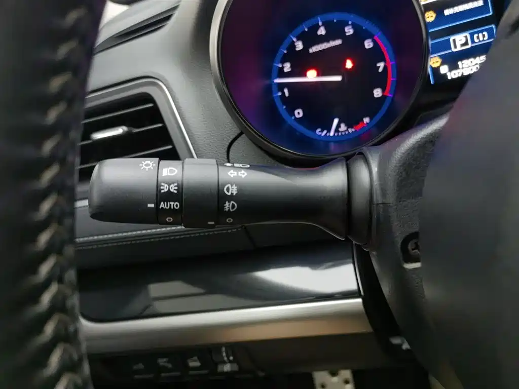 Subaru Outback 2018 — фото 21