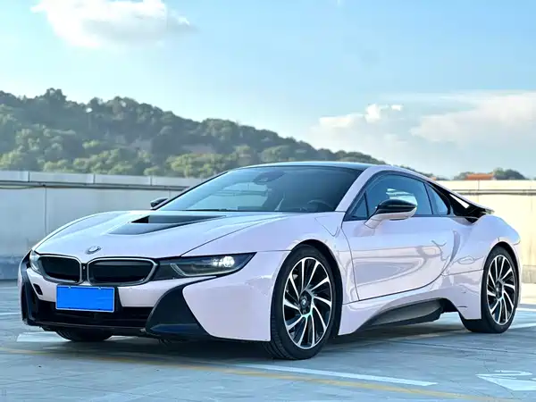 BMW i8 2016