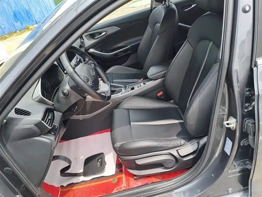 Hyundai Fista 2020 — фото 15