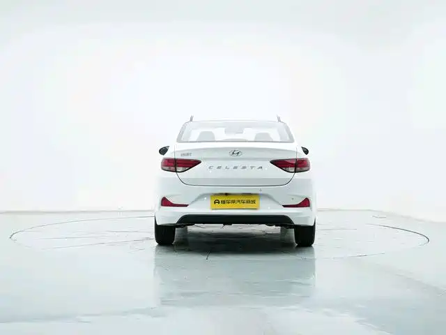 Hyundai Elantra 2021