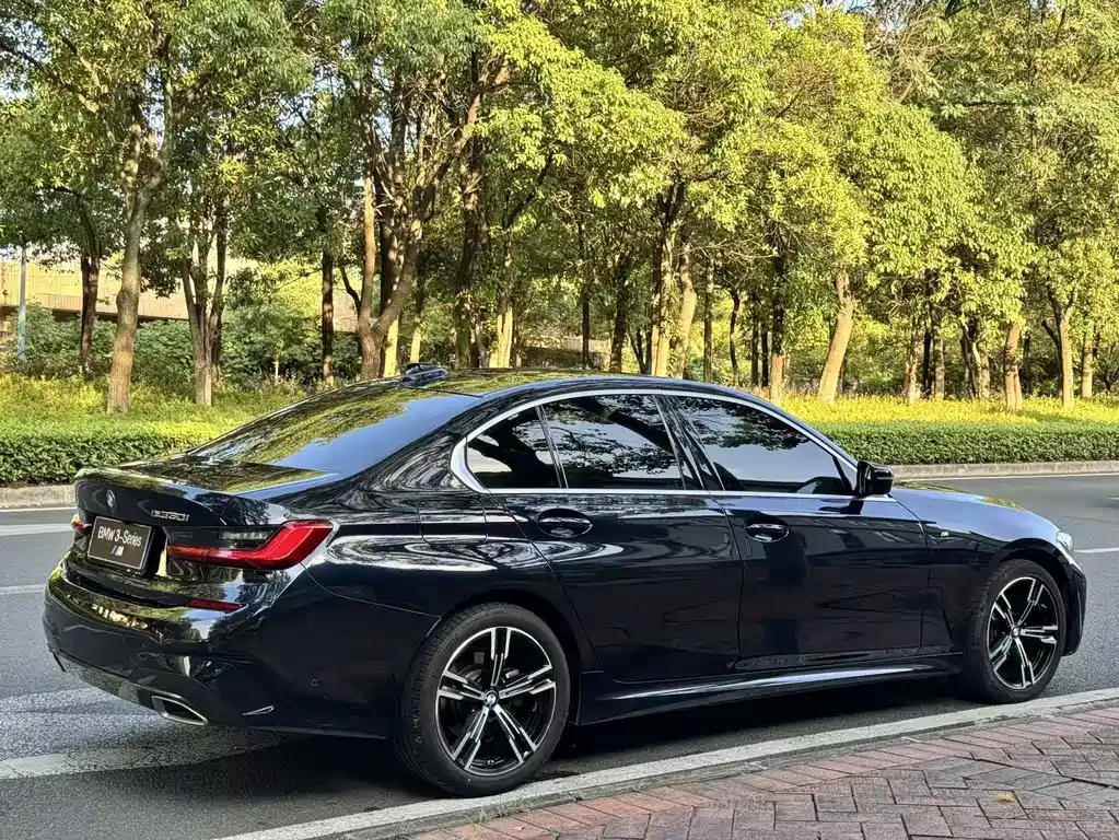 BMW 3 Series 2021