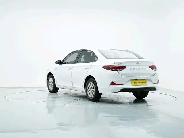 Hyundai Elantra 2021