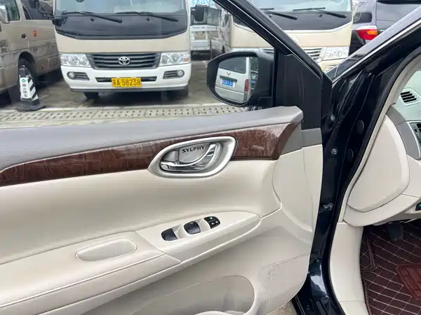 Nissan Sylphy 2014