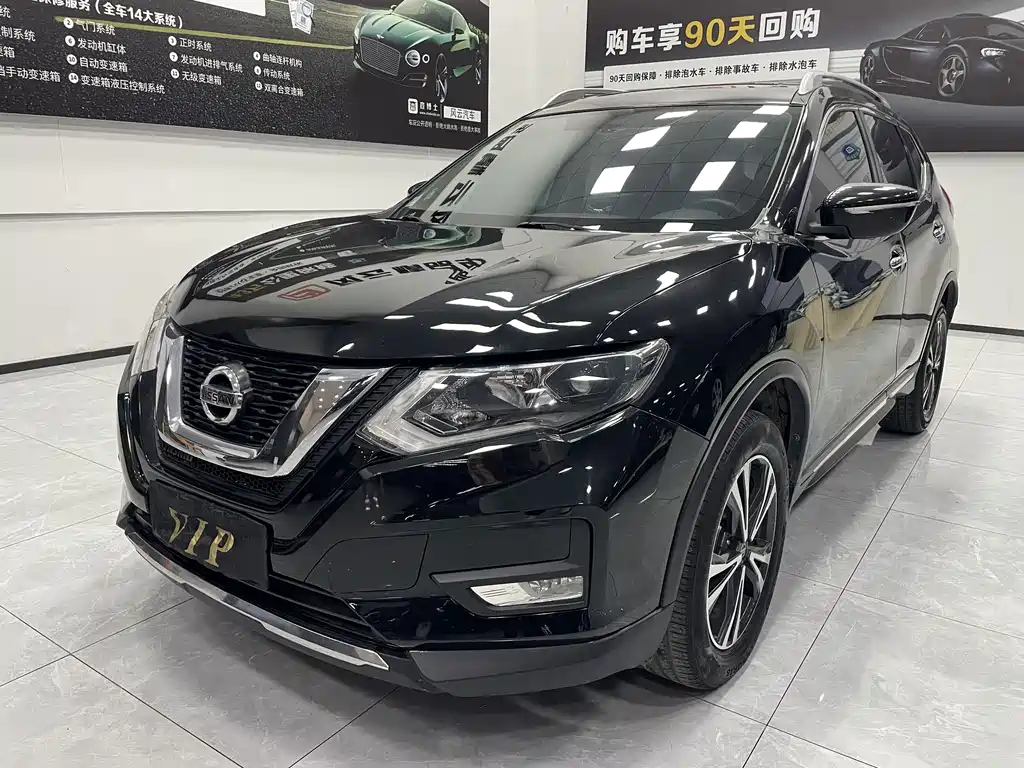 Nissan X-Trail 2019 — фото 1