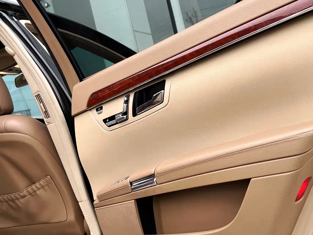 Mercedes-Benz S-Class 2007 — фото 16