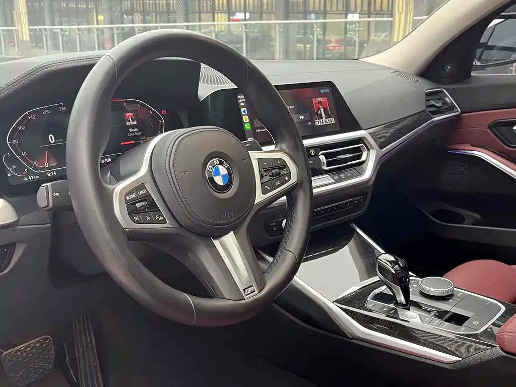 BMW 3 Series 2021