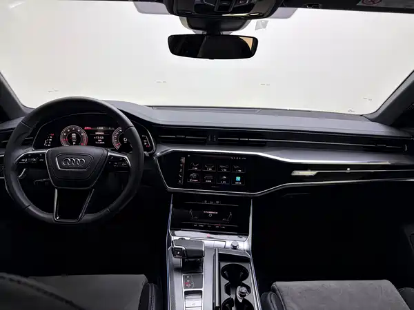 Audi A6L 2023