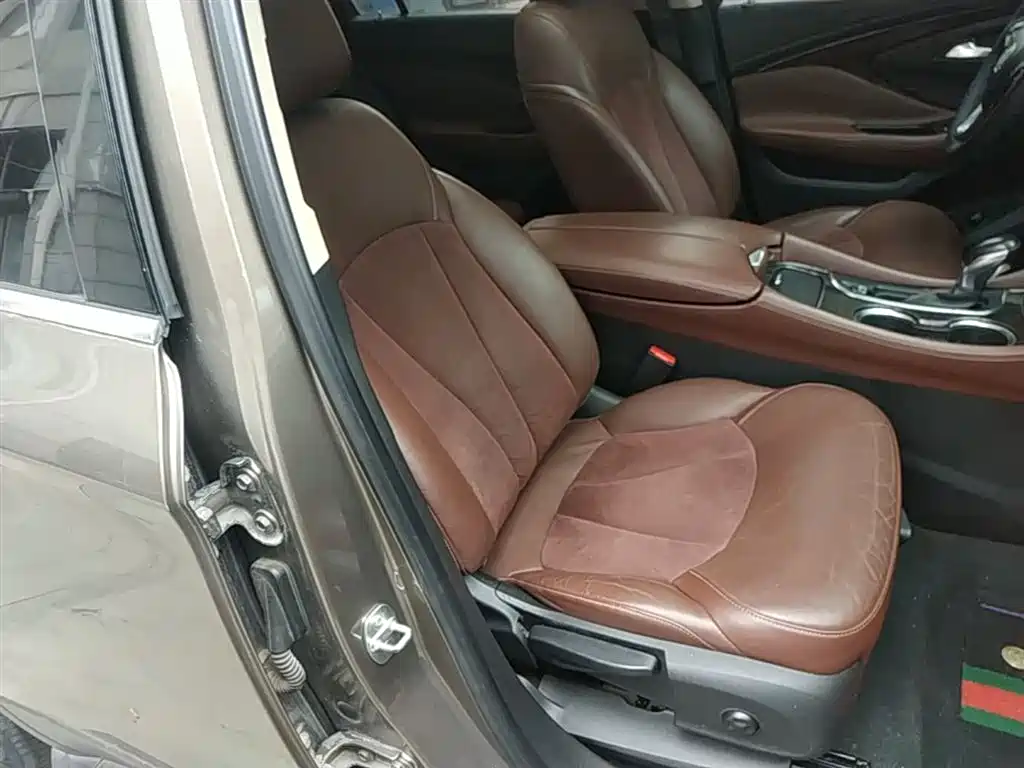 Buick Envision Plus 2016 — фото 25