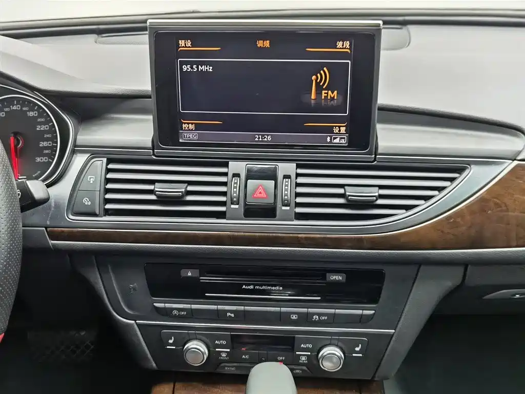 Audi A6L 2017 — фото 12