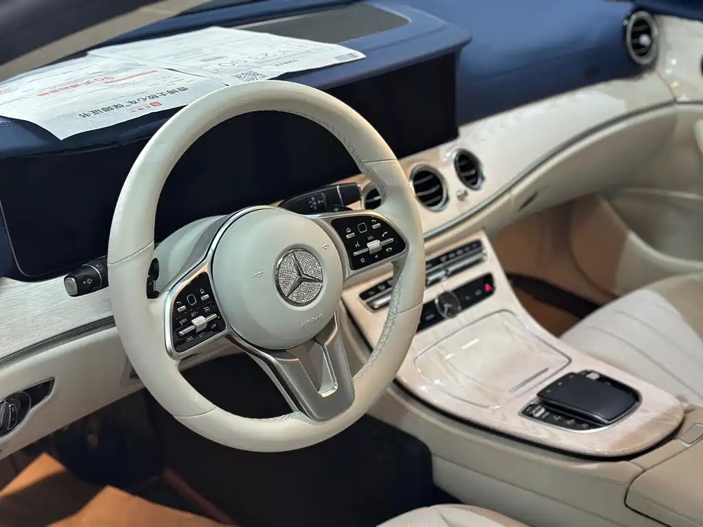 Mercedes-Benz E-Class 2020 — фото 9