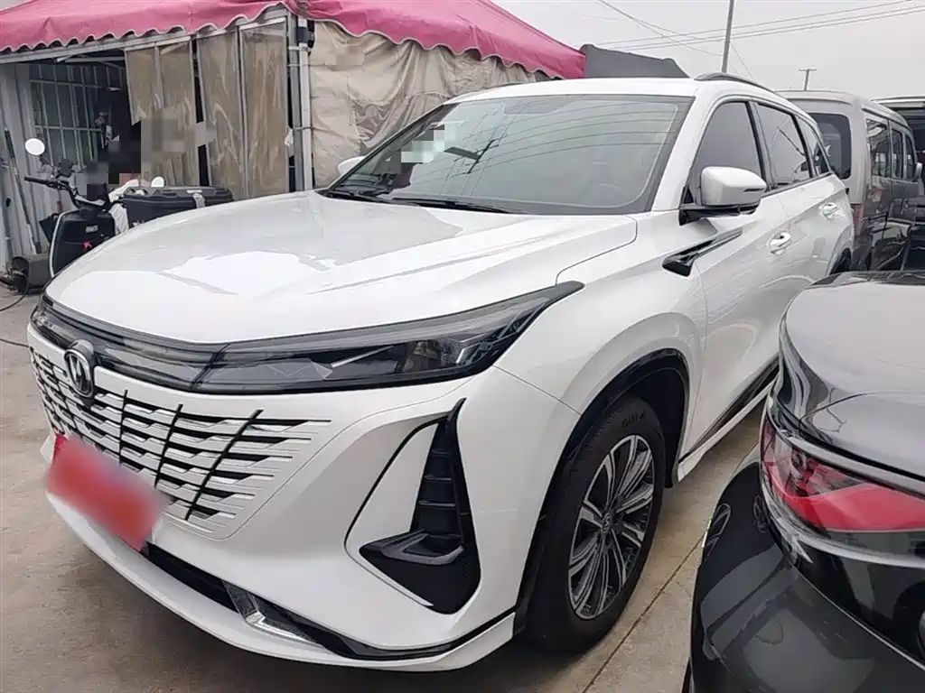 Changan CS75 PLUS 2023 — фото 1